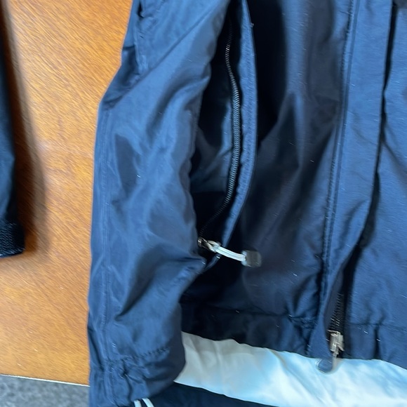 Eastern mountain sports system, 3K rain jacket black, medium - Picture 4 of 11